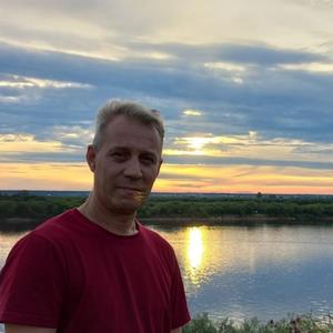 Олег, 47 лет, Котлас