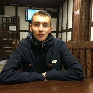 Парни в Краснотурьинске: Александр Пережогин, 28 - ищет девушку из Краснотурьинска