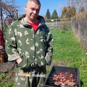 Парни в Сыктывкаре: Сергей, 44 - ищет девушку из Сыктывкара