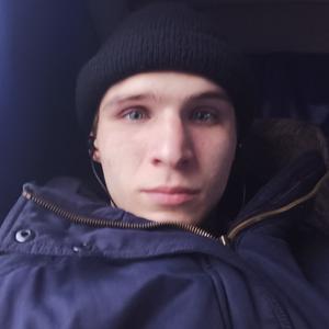 Виталий, 22 года, Междуреченск
