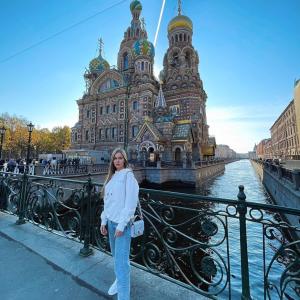 Девушки в Санкт-Петербурге: Арина, 31 - ищет парня из Санкт-Петербурга