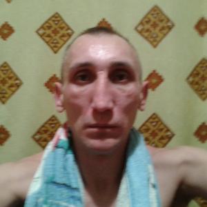 Парни в Кыштыме: Виталик Клепалов, 44 - ищет девушку из Кыштыма