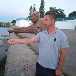 Парни в Ростове: Андрей Модулин, 40 - ищет девушку из Ростова