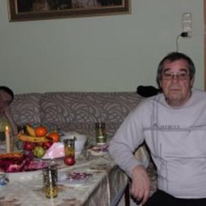 Парни в Бирске: Алекс, 65 - ищет девушку из Бирска