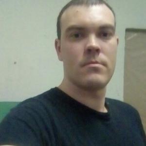 Вадим, 32 года, Рощинский
